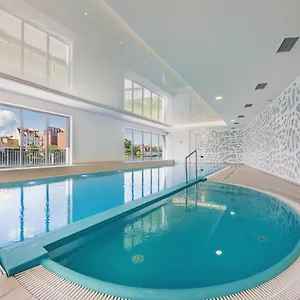Sun & Snow Waterlane Island Z Basenem Apartament